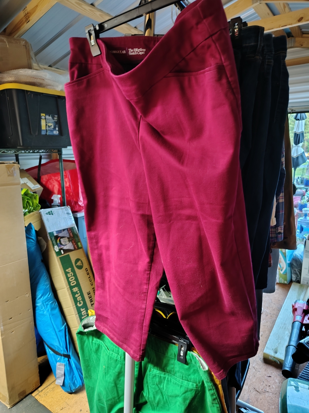 Croft & Barrow Burgundy Capri Pants